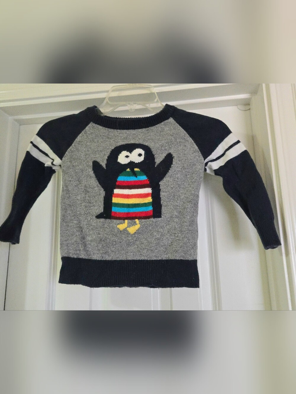 GAP Kids Gray & Navy Blue Penguin Sweater with Rainbow Stripes Cozy 2t